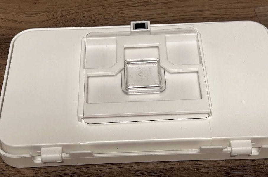 ダイソーの防滴スマホホルダーイメージ