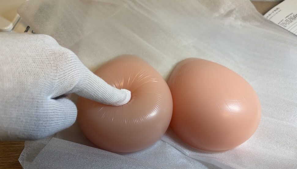 ブラウンダスト2ウィルヘルミナの枕カバーシリコン感触