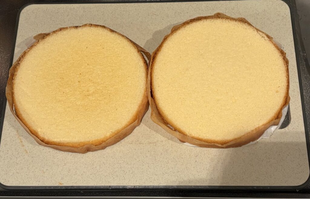 一人暮らしのクリスマスケーキスポンジ中身分離