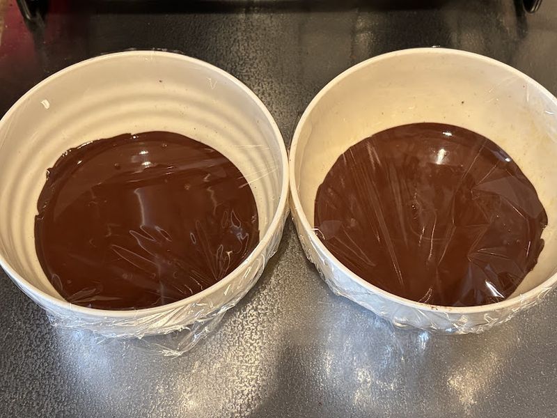 1人暮らしのバレンタインデーチョコ二つ