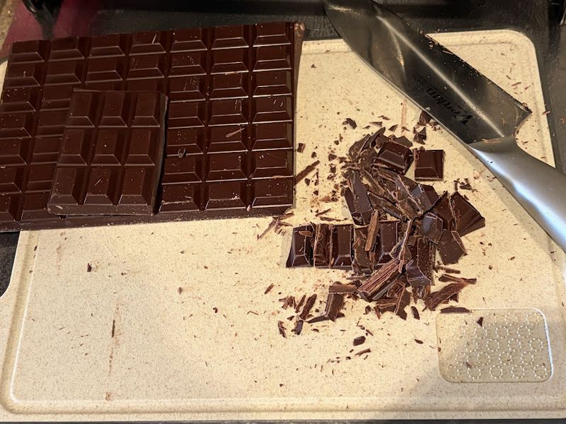 1人暮らしのバレンタインデーチョコ刻み