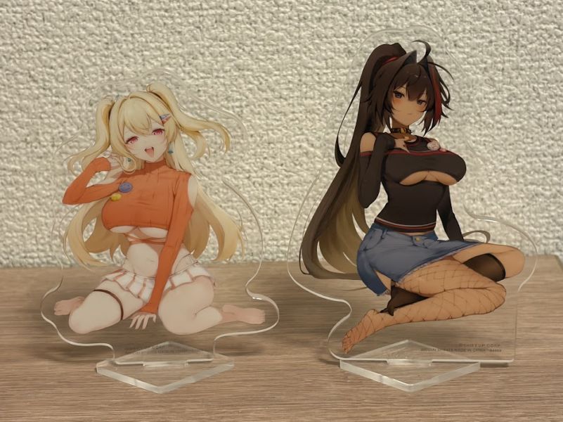 NIKKEの一番くじクレイとベイのアクスタ