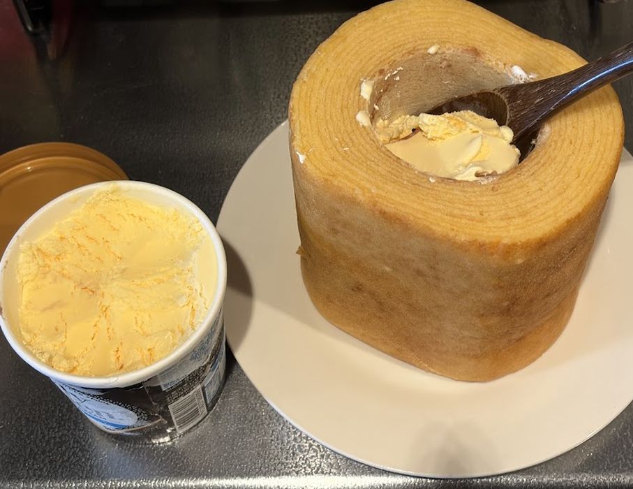 誕生日バームクーヘンにアイス